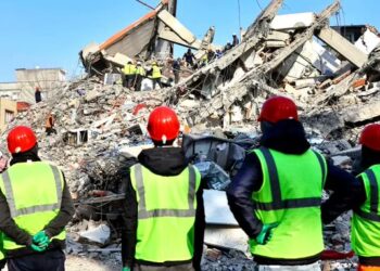 Van 33 mil muertos por sismo en Turquía y Siria