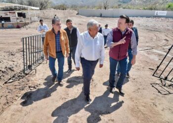 López Obrador supervisa en La Laguna el proyecto de Agua Saludable