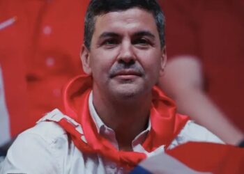 Santiago Peña gana elecciones presidenciales de Paraguay