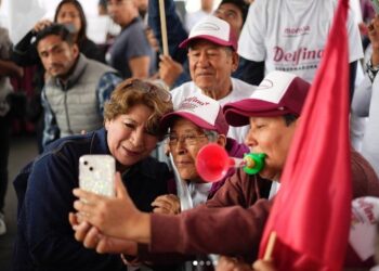 Delfina Gómez sigue arriba en las encuestas, los mexiquenses la quieren como gobernadora