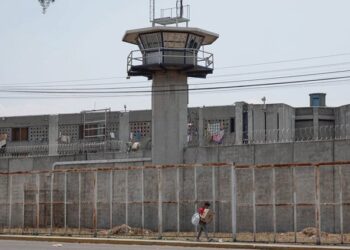 Tres muertos deja riña en el penal Santa Martha Acatitla