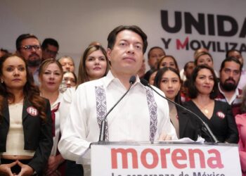 Si violan la ley electoral, pondrán en riesgo su aspiración, advierte Mario Delgado a “corcholatas”