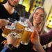 Ante altas temperaturas, consumo de cerveza se dispara 80% en México