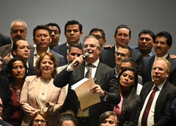 Marcelo Ebrard renunciará a SRE, participará en Consejo Nacional de Morena