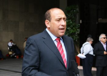 Es ficticio que la gente salga de la pobreza, asegura Rubén Moreira