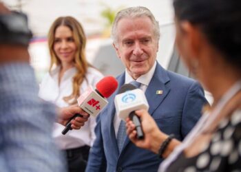 "Quiero seguir fortaleciendo la unidad", Creel declina a favor de Xóchitl Gálvez