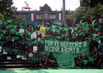 Suprema Corte invalida artículos que penalizan el aborto a nivel federal