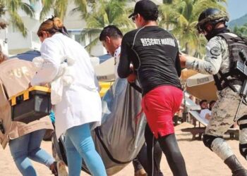 Hallan cadáver en playa de Acapulco