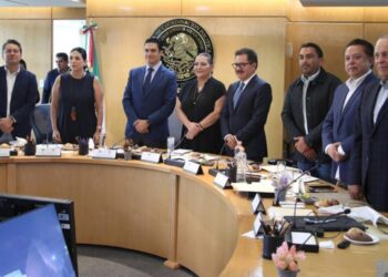 Morena plantea recortar casi 4 mil mdp al INE