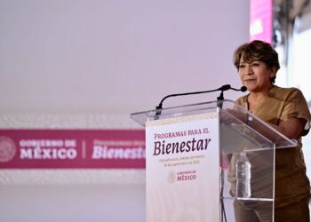 Drenaje, pavimentación, alumbrado en Chimalhuacán informan AMLO y Delfina Gómez