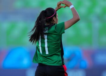 El Senado aprobó en Comisiones reforma para establecer un salario base para deportistas profesionales, con la finalidad de mejorar los ingresos de las mujeres que se dedican a esa actividad y combatir las grandes brechas que las separan de los deportistas hombres.