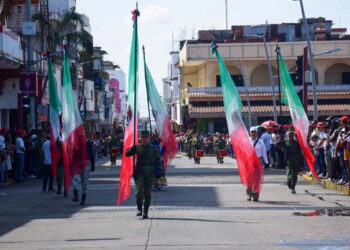 Suspenden desfile de la Revolución por supuestos disparos en Linares, Nuevo León