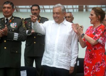 Deseo “con toda mi alma” que en 2024 haya continuidad con cambio: AMLO