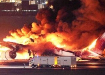 Tras accidente de aviones en Tokio, cancelan más de 200 vuelos