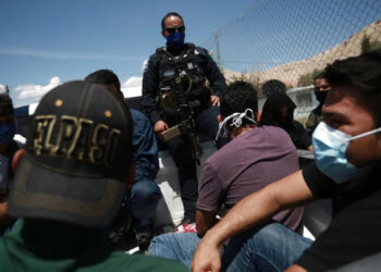 Texas endurece sentencias a condenados por tráfico de migrantes