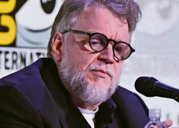 Cineasta Guillermo del Toro rechaza uso de Inteligencia Artificial en el arte