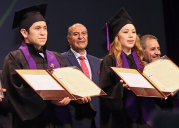 En Hidalgo se forman profesionistas de calidad: SEPH