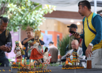 “Encuentro entre voces”, CDMX presenta Ofrenda Monumental 2025.