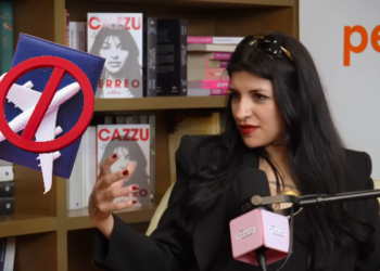 Cazzu revela que Nodal. no permite a Inti viajar con ella