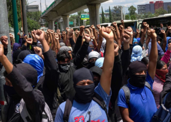 Marcha por los 11 años de Ayotzinapa provocará cierres viales en la CDMX.