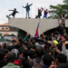 Esposa del exprimer ministro nepalí muere tras ser quemada.