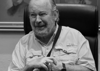 Mauricio Fernández, empresario y político, muere a los 75.