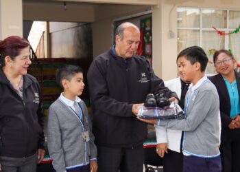 Invierten más de 7.5 mdp en tecnología educativa en Tulancingo y Santiago Tulantepec