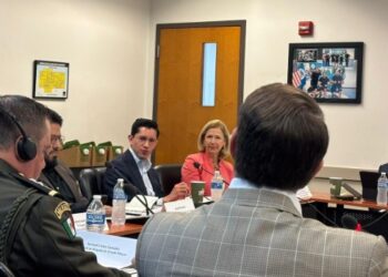 Crean México y EU grupo de trabajo contra huachicol