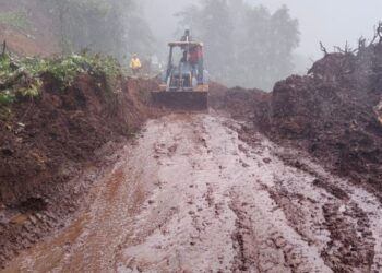 Sheinbaum y Menchaca evalúan afectaciones por lluvias en Hidalgo