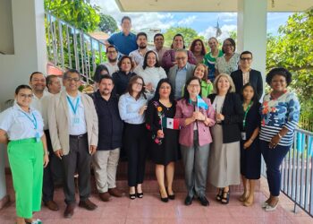 Fortalecen formación docente en reunión regional en Honduras