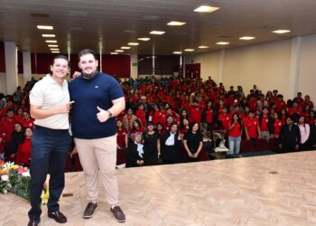 Fortalece UTVM formación emprendedora en congreso regional