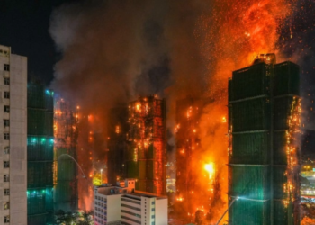Muertos en incendio de Hong Kong aumentan a 128.