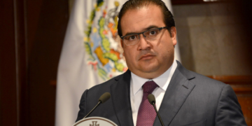 Ponen en suspenso libertad de Javier Duarte, aplazan audiencia