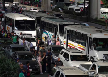 Transportistas anuncian megamarcha del Edomex a CDMX.