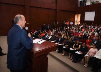 Reconocen a maestros por mejores Prácticas Educativas