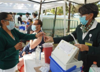 Inicia la Campaña Nacional de Vacunación Invernal 2025-2026