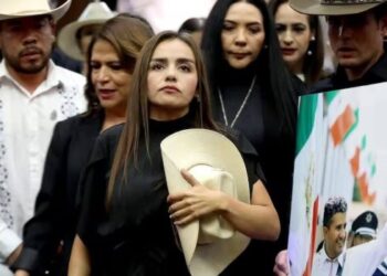 Destapan a Grecia Quiroz para gobernadora de Michoacán