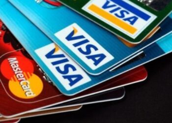 Aprueban reforma para prohibir emisión de tarjetas bancarias sin consentimiento