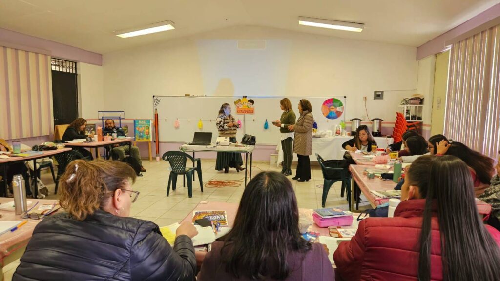 Impulsa IHE lectura y escritura en educación básica