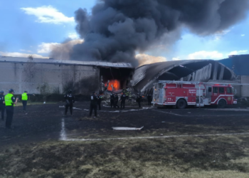 Se desploma aeronave cerca del aeropuerto de Toluca.