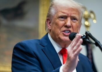 Trump dice no necesitar permiso del Congreso para atacar a cárteles en Venezuela