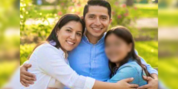 Familia muere por asfixia al ser quemada viva en Michoacán.