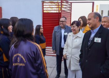 Natividad Castrejón encabeza regreso a clases en la Secundaria General No. 3