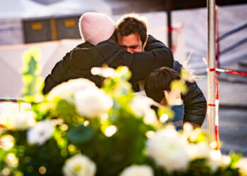 Suman 40 muertos y 115 heridos por explosión en bar de Suiza