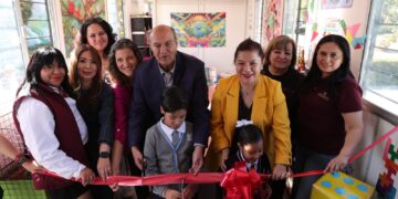 Natividad Castrejón pone en marcha Biblio Aula Móvil en Hidalgo