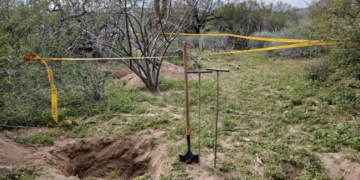 FGR identifica restos de 5 de los 10 mineros secuestrados en Sinaloa.