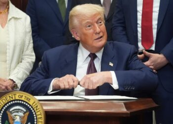 Corte Suprema tumba los aranceles globales de Trump