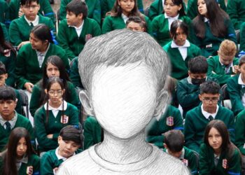 Riña entre estudiantes deja a alumno apuñalado en Tláhuac (VIDEO)