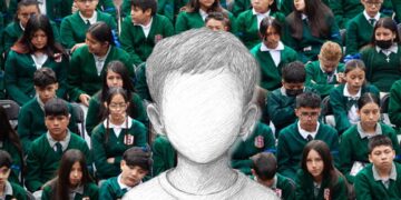 Riña entre estudiantes deja a alumno apuñalado en Tláhuac (VIDEO)