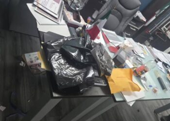 SEPH condena retención de personal y robo en oficinas centrales